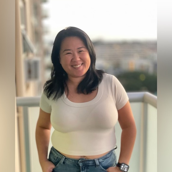 RIBBED SCOOP NECK CROP SHORT SLEEVE TOP- Cream - Picture 3 of 3